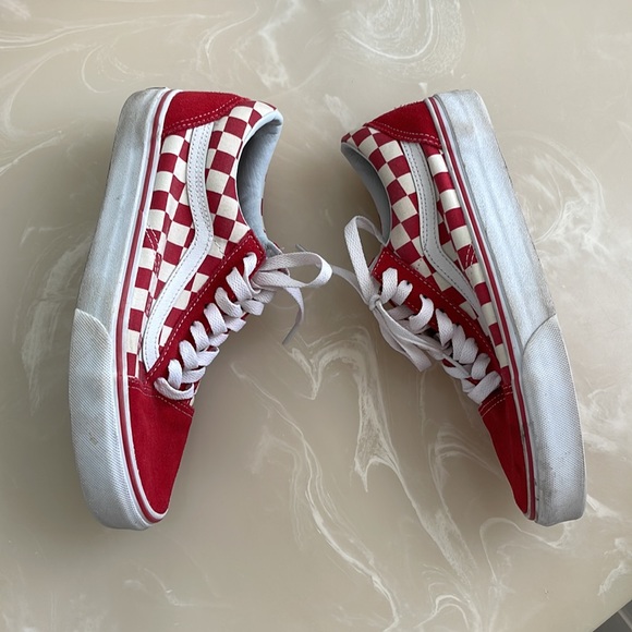 Vans - Picture 6 of 9